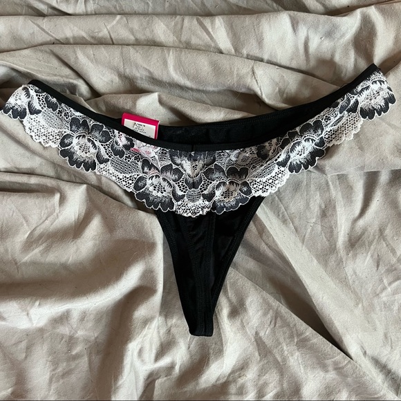 NWT Lucky Thong - Picture 3 of 8